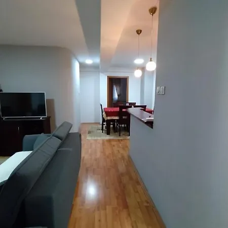 Apartament Ivan *